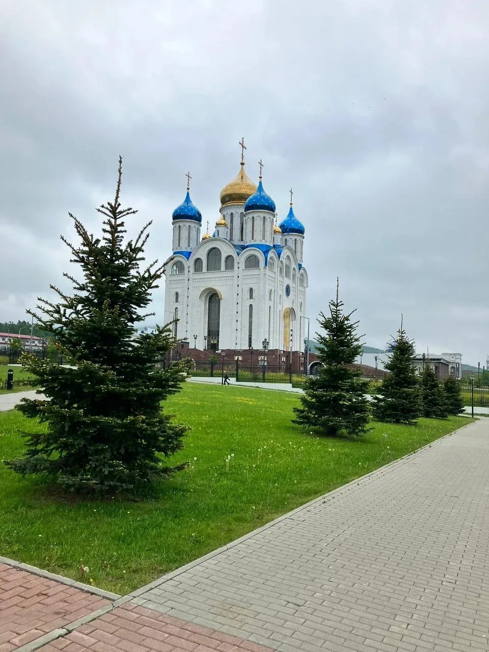 Cахалинский вайб: гастро батл, олени, янтарь и грязевой вулкан