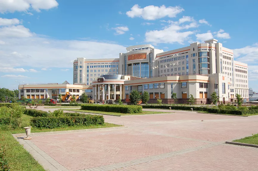 Профориентация для школьников в Москве "День в МГУ"