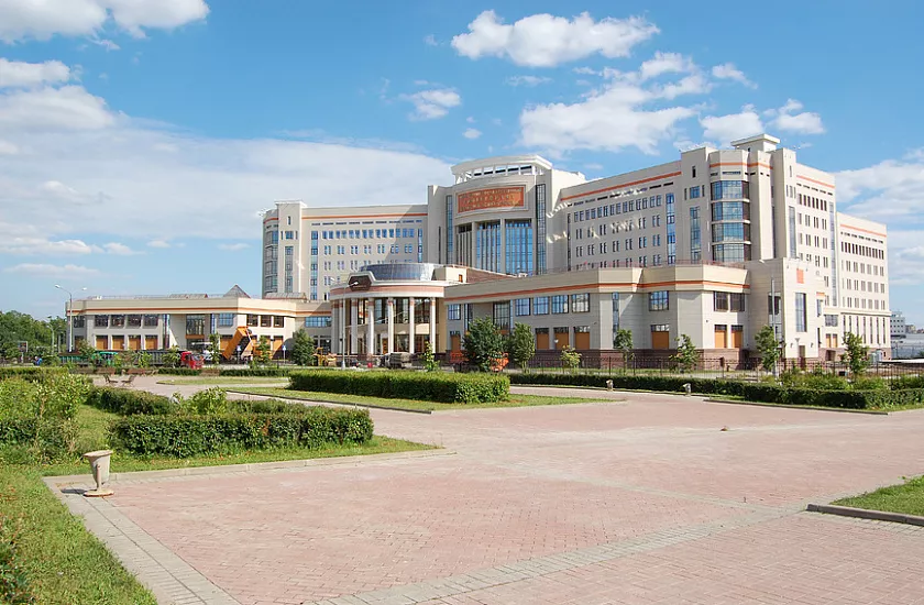 Профориентация для школьников в Москве "День в МГУ"