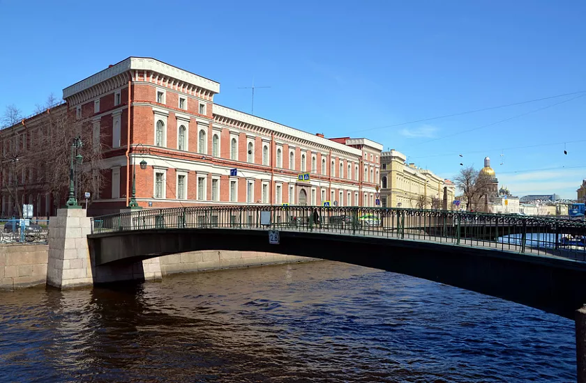 Тур для школьников в Санкт-Петербург "Город географических открытий"