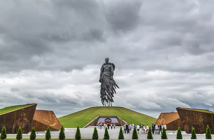 Экскурсия для школьников в Ржев с посещением мемориала Советскому Солдату