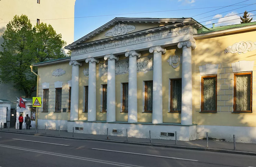 Экскурсия для школьников в Государственный музей Л. Н. Толстого